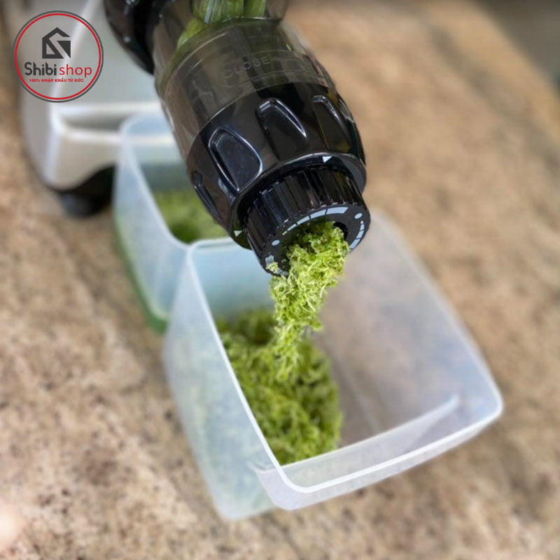 Máy ép chậm trục ngang Omega CNC82 (Bảo hành 5 năm)