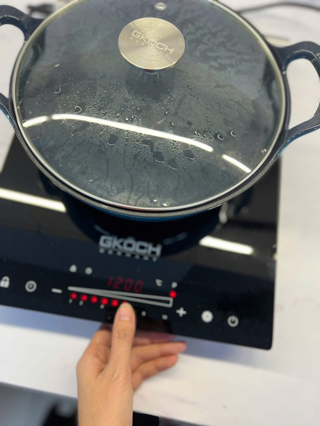 Bếp từ đơn GKÖCH công suất 2000W- Nội địa Đức